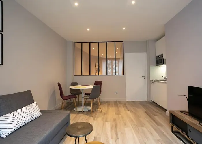 2 Pieces Proche Metro, Montrouge