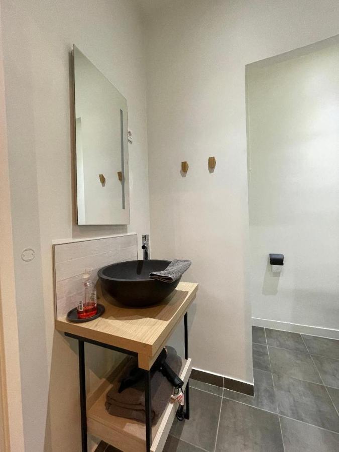 2 Pieces Proche Metro, * Montrouge