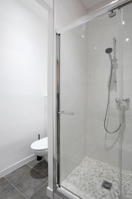 2 Pieces Proche Metro, Apartamento Montrouge
